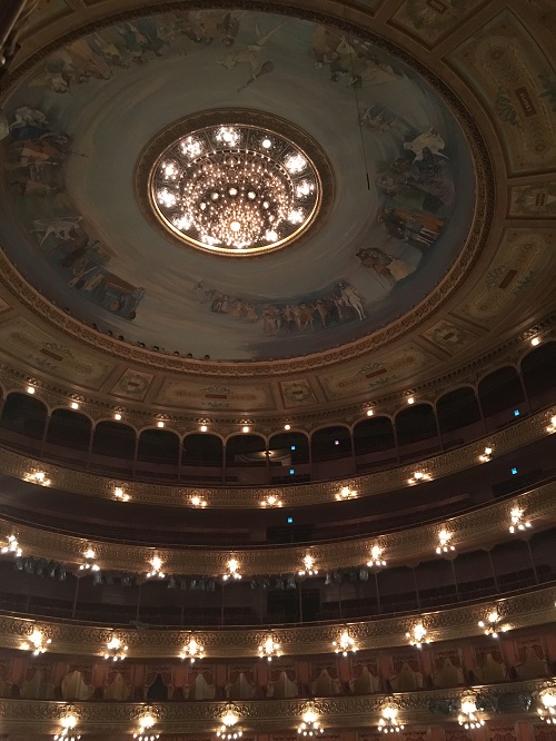 Teatro Auditorium Ceiling