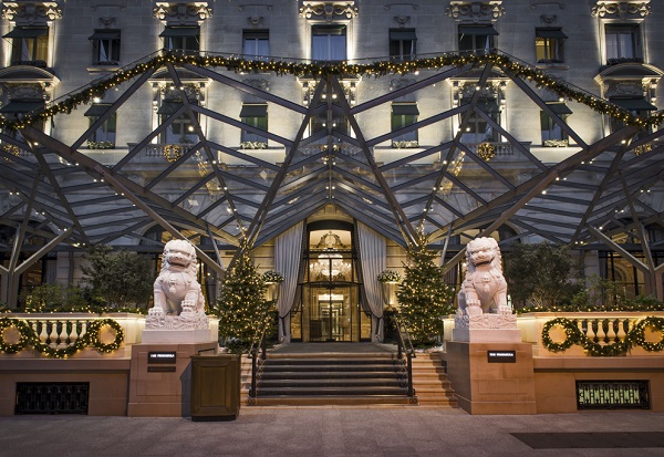 peninsula-hotel-01a-holiday-exterior