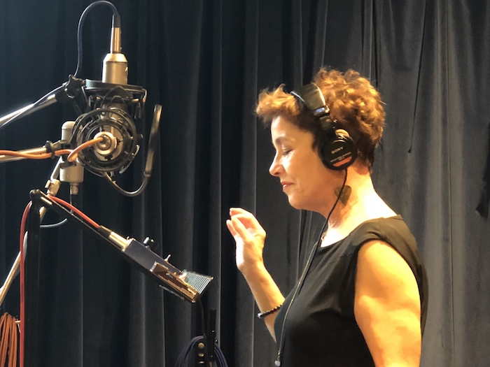 04m - Christine Retakes