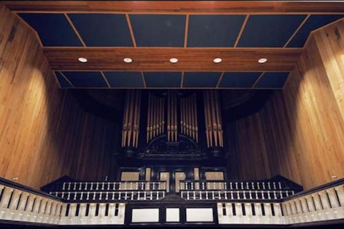 Studio 1 - Organ
